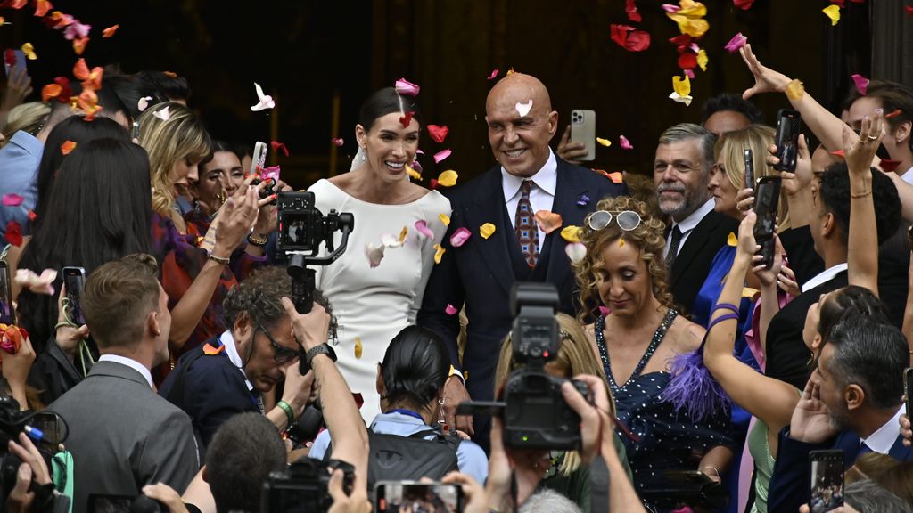 Kiko Matamoros y Marta Álamo, a su salida de la Basílica de San Miguel, ya casados