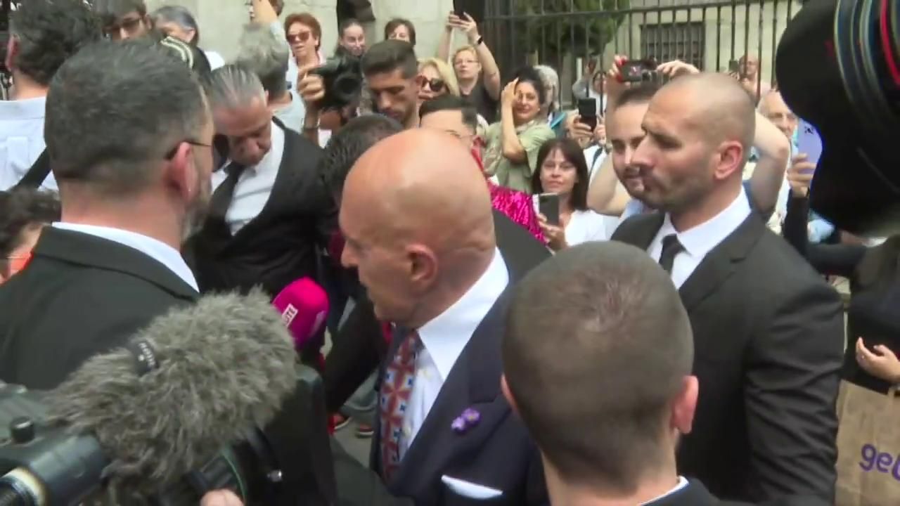 Kiko Matamoros y Marta López Álamo se dan el sí quiero: así de espectaculares iban vestidos los novios