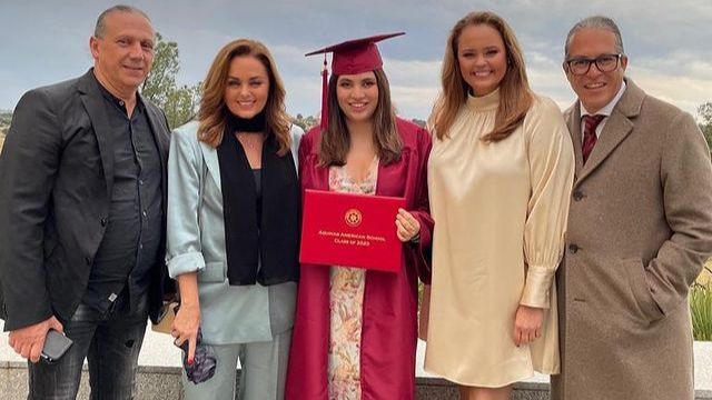 Carmen Morales y Luis Guerra, juntos por la graduación de la hija de Shaila Dúrcal tras separarse