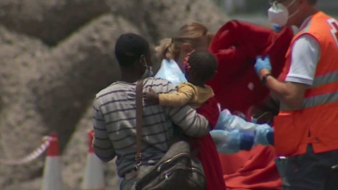 Drama migratorio en Canarias: rescatan 143 migrantes en aguas próximas a Lanzarote