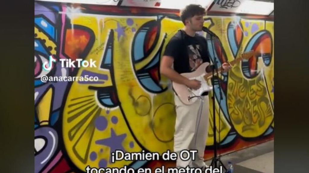 Sorpresa en Madrid: descubren a un concursante de "OT18" cantando en el metro del Retiro