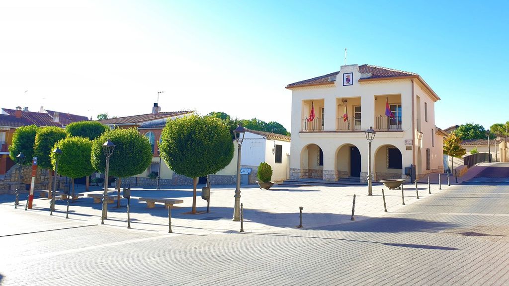 Plaza del Ayuntamiento de Santorcaz