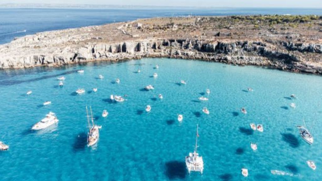 Cala Rossa, una de las playas más famosas de Favignana