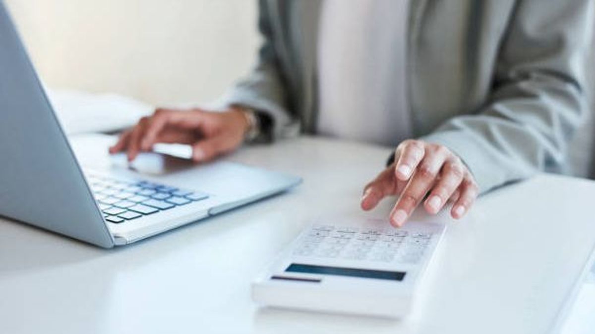 Es posible solicitar un documento que indica el importe de las prestaciones percibidas y las retenciones practicadas a efectos del IRPF Es posible solicitar un documento que indica el importe de las prestaciones percibidas y las retenciones practicadas a efectos del IRPF