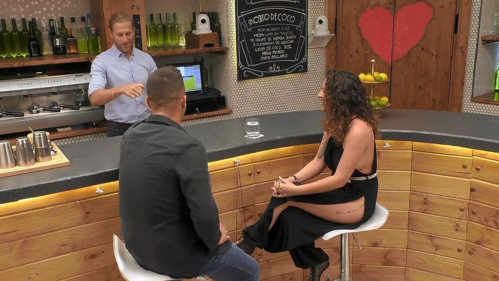 Rubén y Sofía durante su cita en 'First Dates'