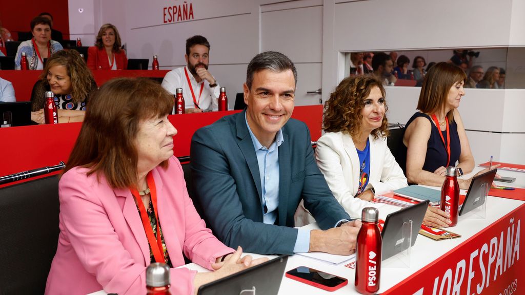 Pedro Sánchez apela a la unidad del PSOE, cree que "la victoria es posible" y ve "positivo" el acuerdo de Sumar