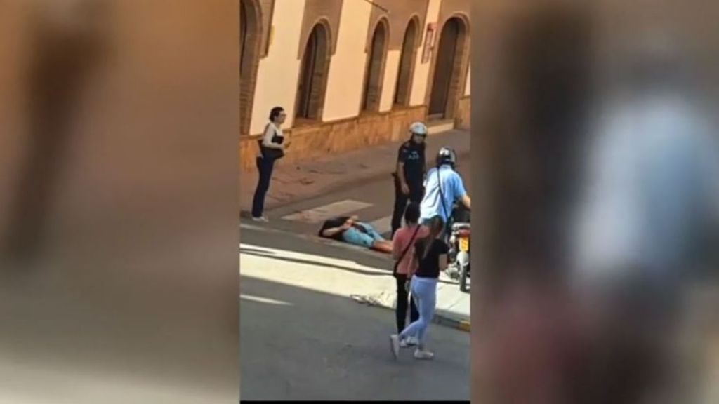 Muere un policía en Andújar en una pelea entre vecinos: su agresor ha sido abatido