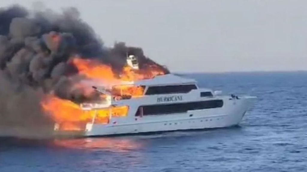 Tres turistas británicos desaparecidos tras un incendio en un barco de submarinismo en el mar Rojo, en Egipto