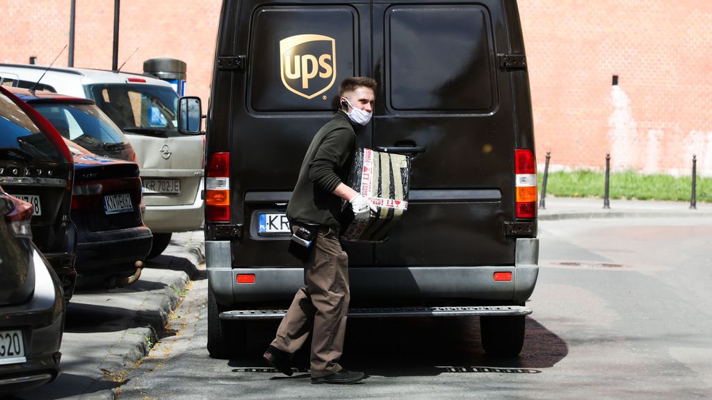 Repartidor de paquetería de UPS