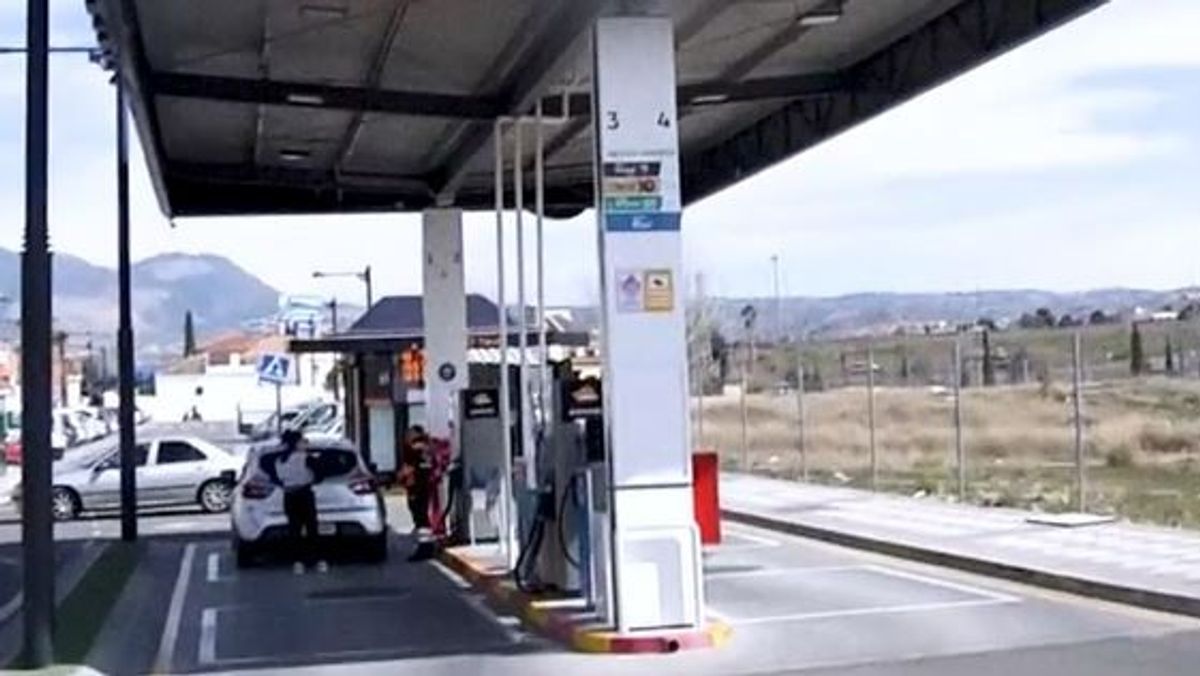 Una gasolinera de Maracena pudo propiciar el secuestro de la concejala: quería denunciar una trama urbanística