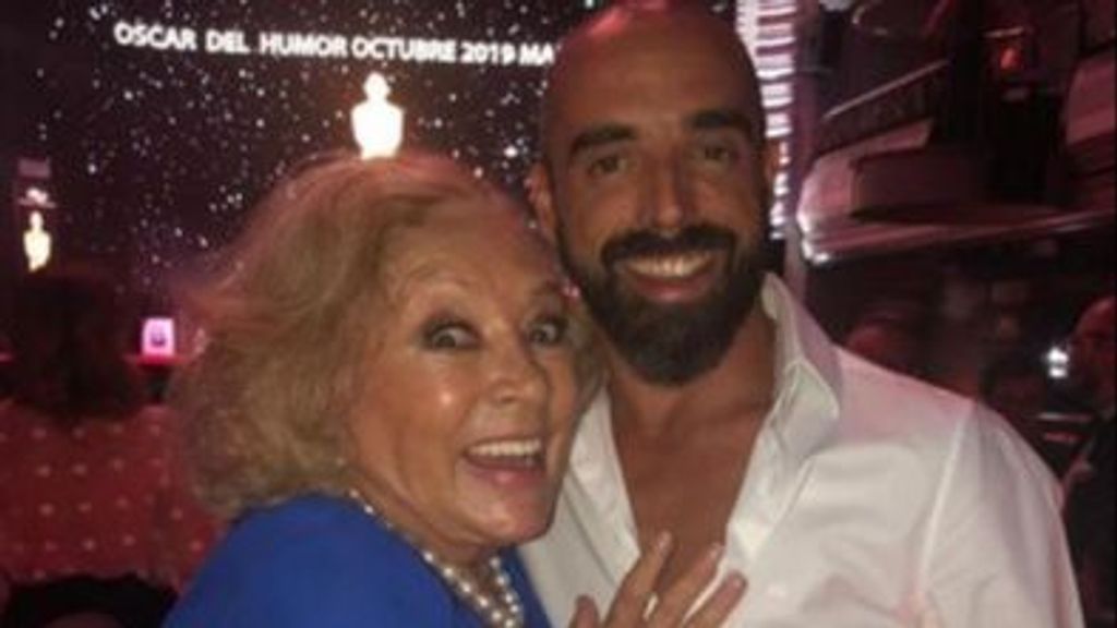 Mari Carmen y su hijo Miguel en 2019