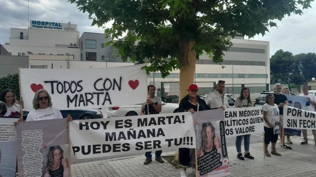 Caso Marta Pérez: Piden que no se traslade a la joven, en coma por tomar un batido