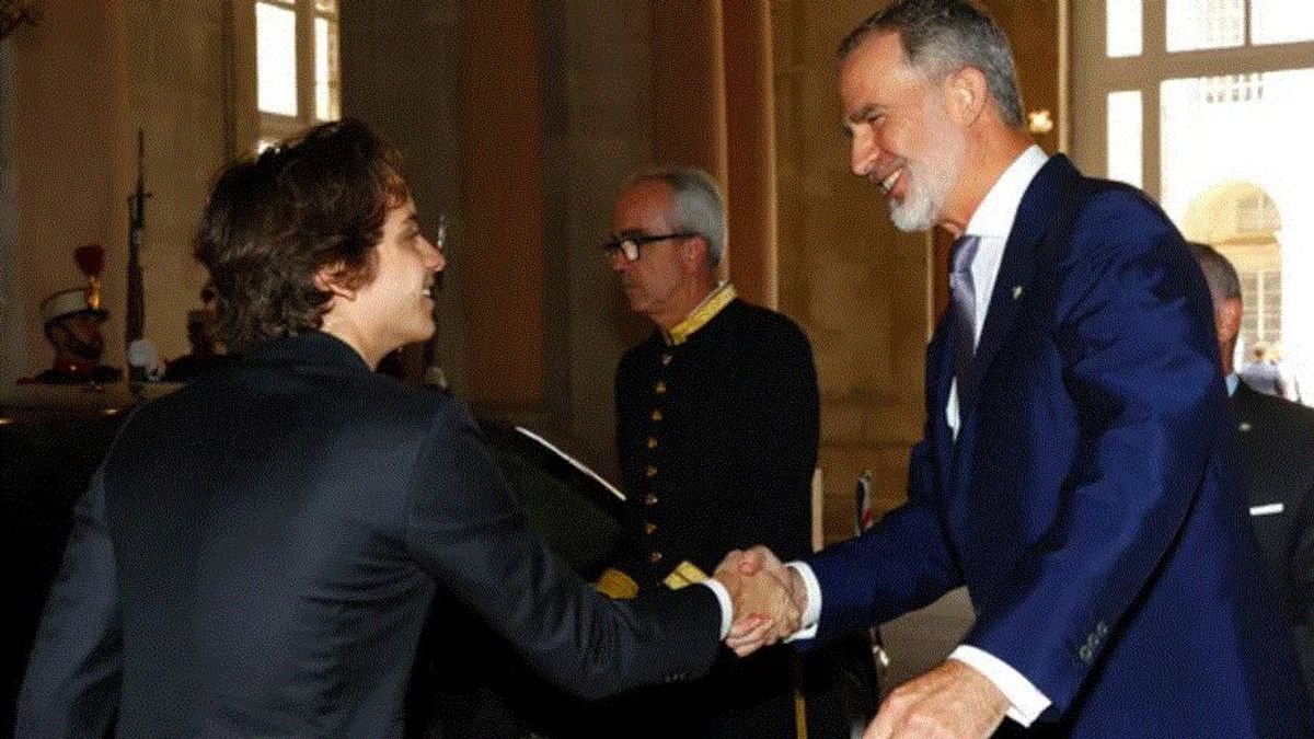 El príncipe Hashem, de 18 años, protagonista inesperado del viaje oficial de los reyes jordanos a España