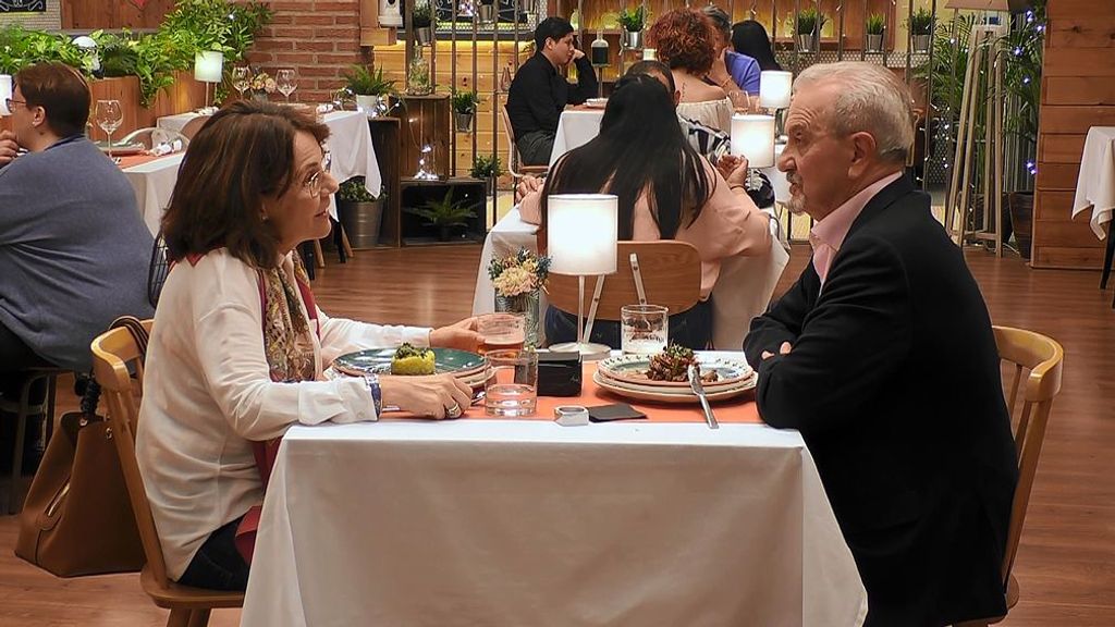 Isabel y José durante su cita en 'First Dates'