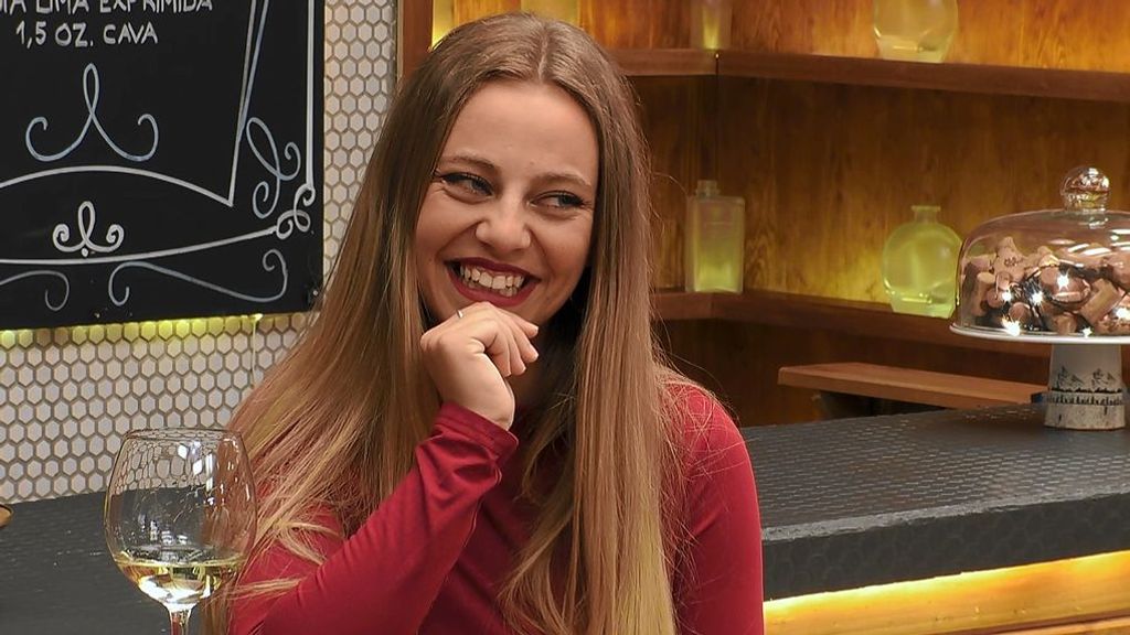 Lucía durante su cita en 'First Dates'