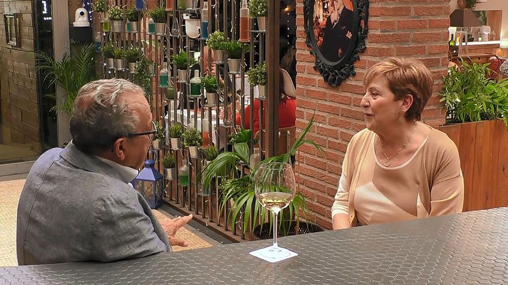 Agustín y Carmen durante su cita en 'First Dates'