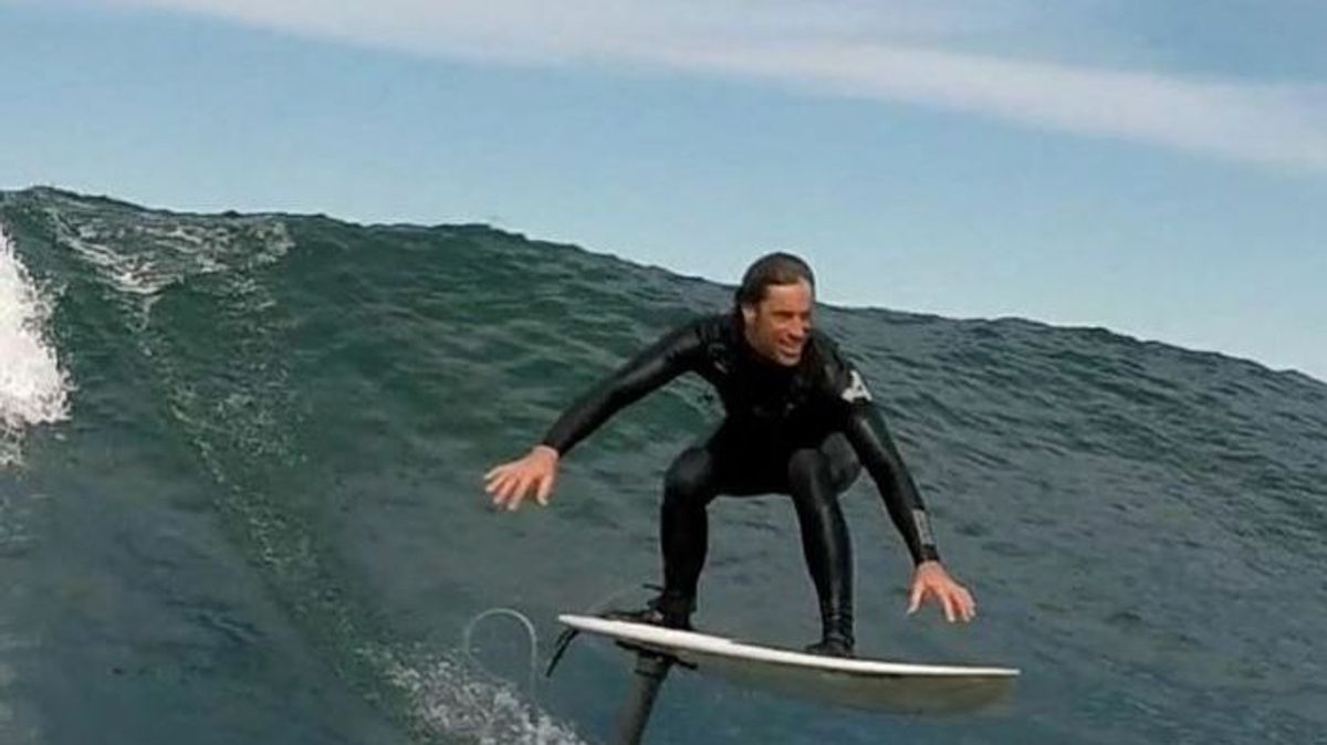 El surfista asturiano fallecido en la playa de Las Salinas, Jacobo Rodríguez