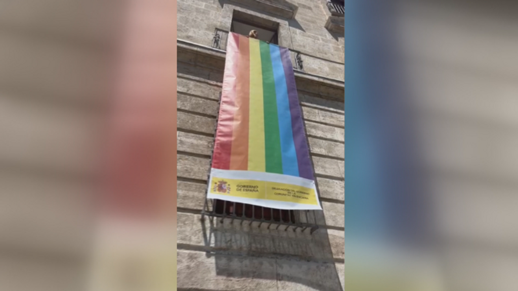 Los socialistas presentan mociones para colocar pancartas LGTBI en todos los ayuntamientos valencianos