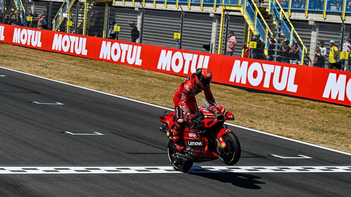 Pecco Bagnaia vence en el Gran Premio de Países Bajos