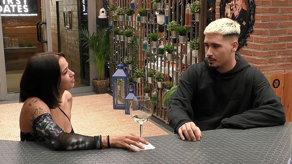 Iker y Katy durante su cita en 'First Dates'