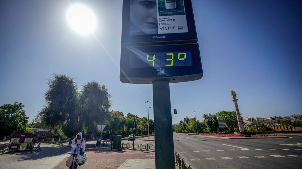 La ola de calor causa temperaturas de 44 ºC y noches tropicales en Andalucía