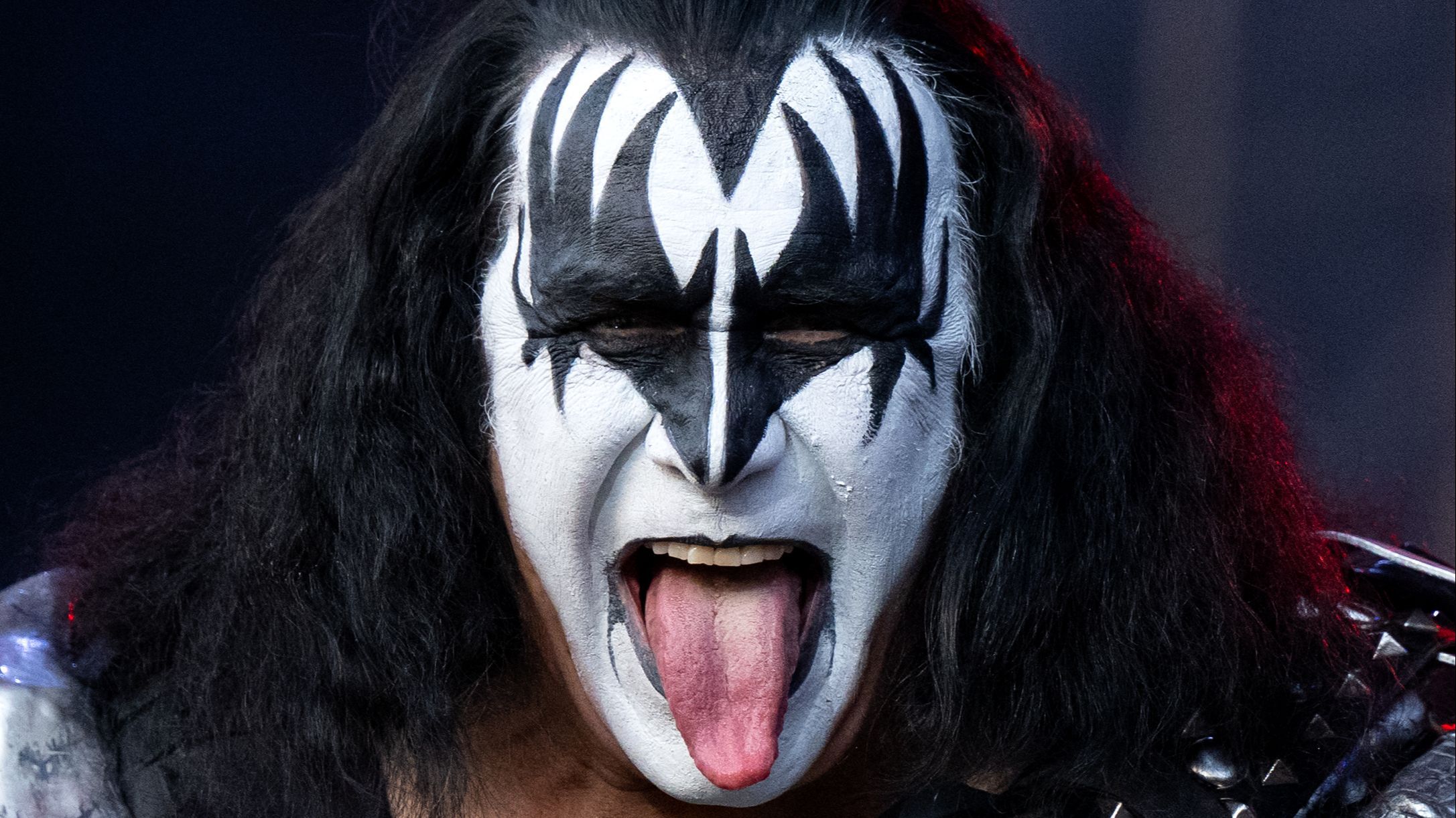 El 'Demonio' Gene Simmons le ha sacado la lengua a Cartagena.