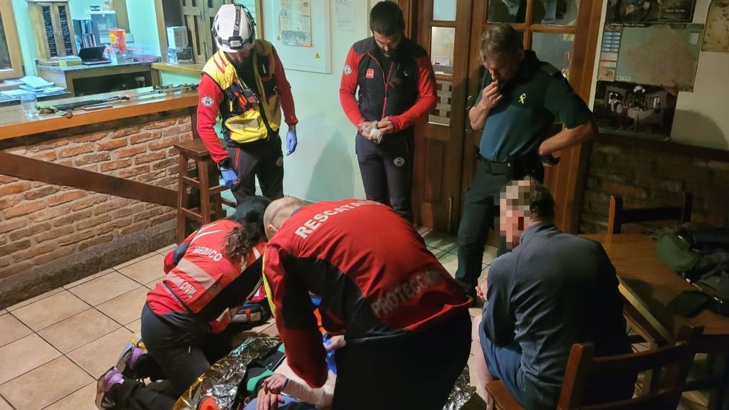 Rescatada por segunda noche consecutiva una mujer británica mientras realizaba la ruta circular de Riofrio.