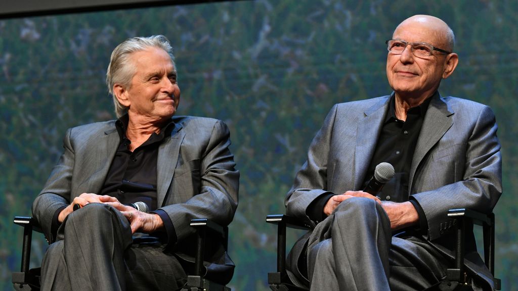 Junto a Michael Douglas, con quien trabajaría en 'El método Kominski'.