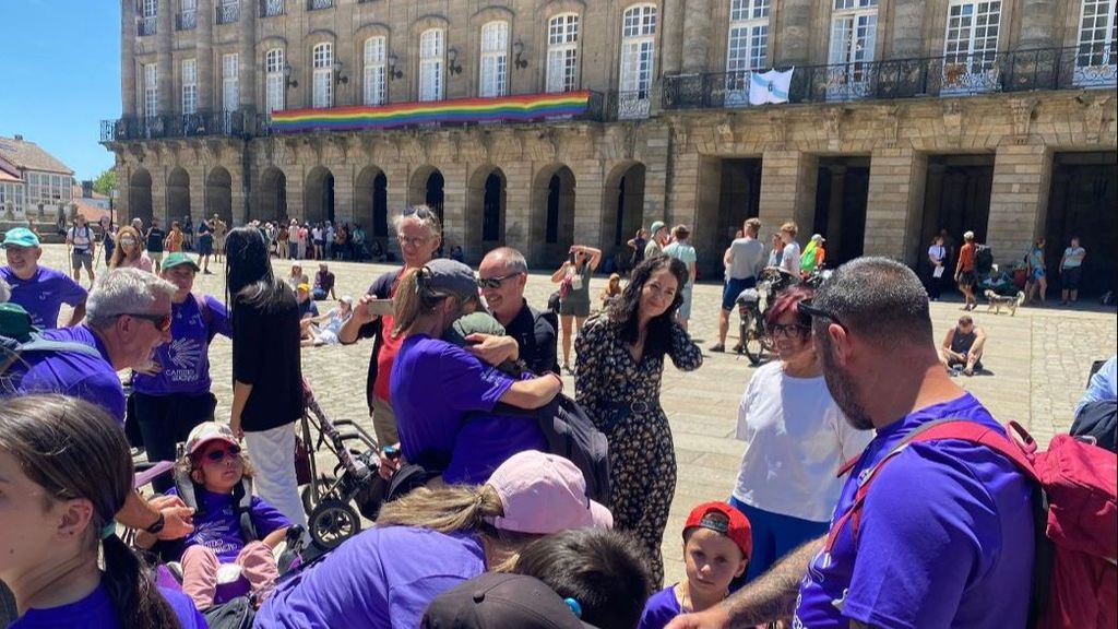 La hazaña de los 'Guerreros Púrpura' al completar el Camino de Santiago: todo con el apoyo de su familia