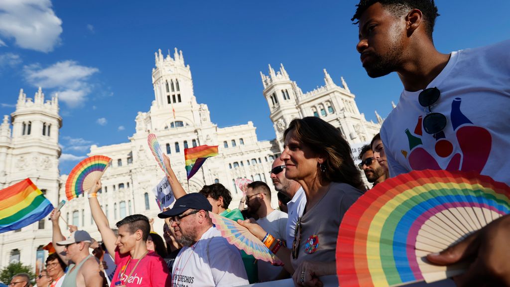 La manifestación del Orgullo LGTB+ en Madrid, en IMÁGENES