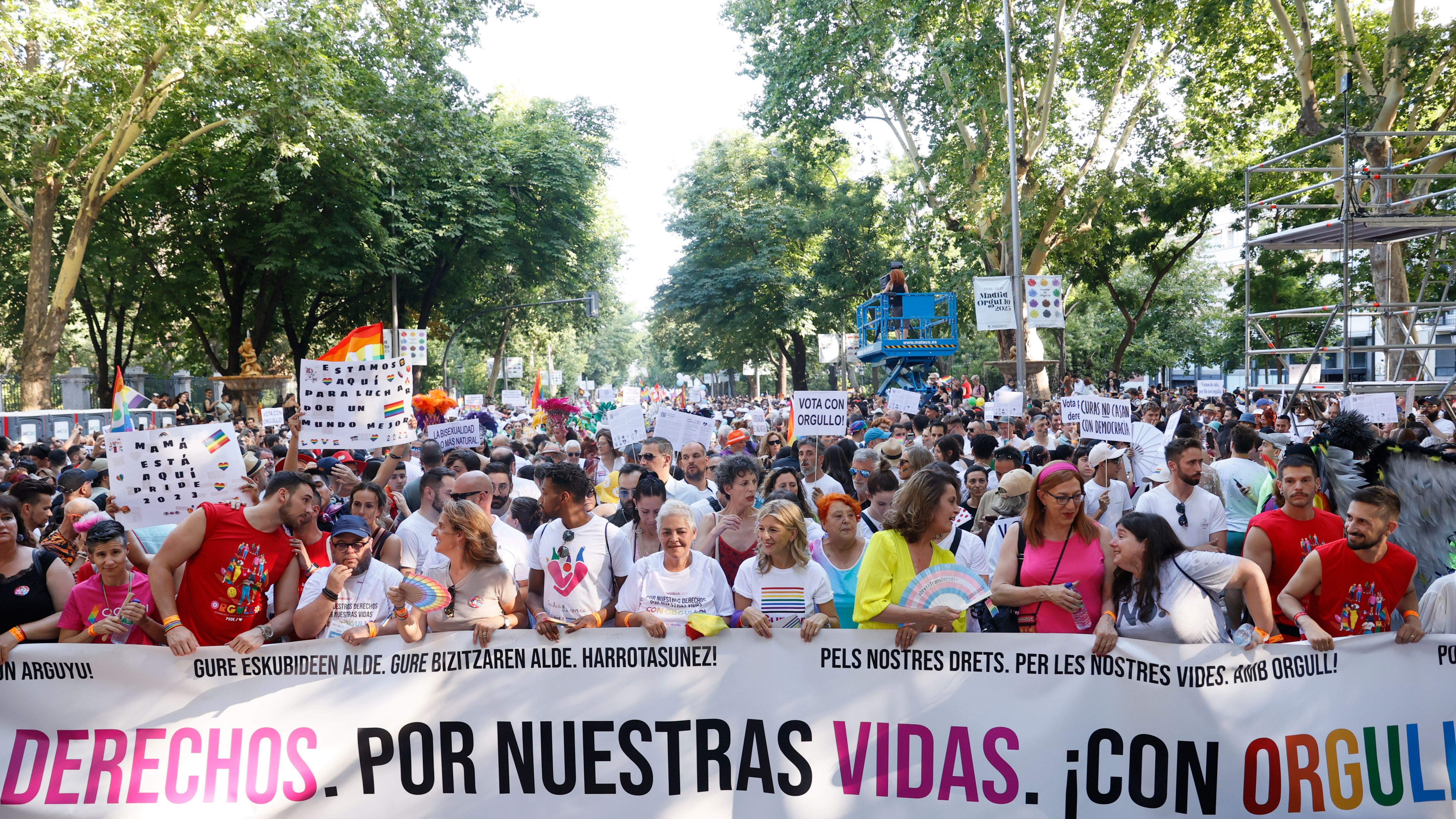 La manifestación del Orgullo LGTB+ en Madrid, en IMÁGENES