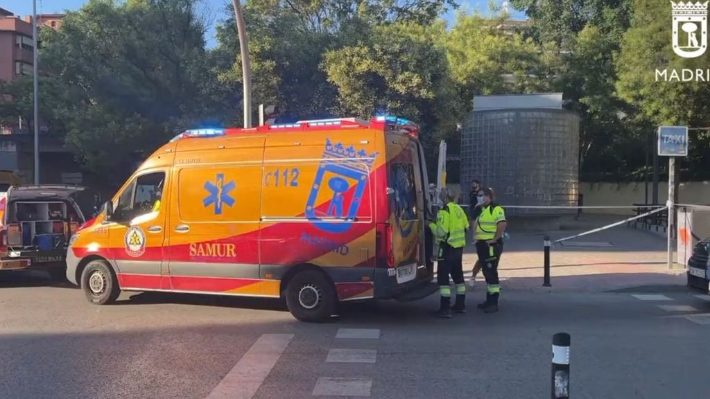 Apuñalado un joven cuando defendía a una mujer amenazada por un desconocido en Madrid