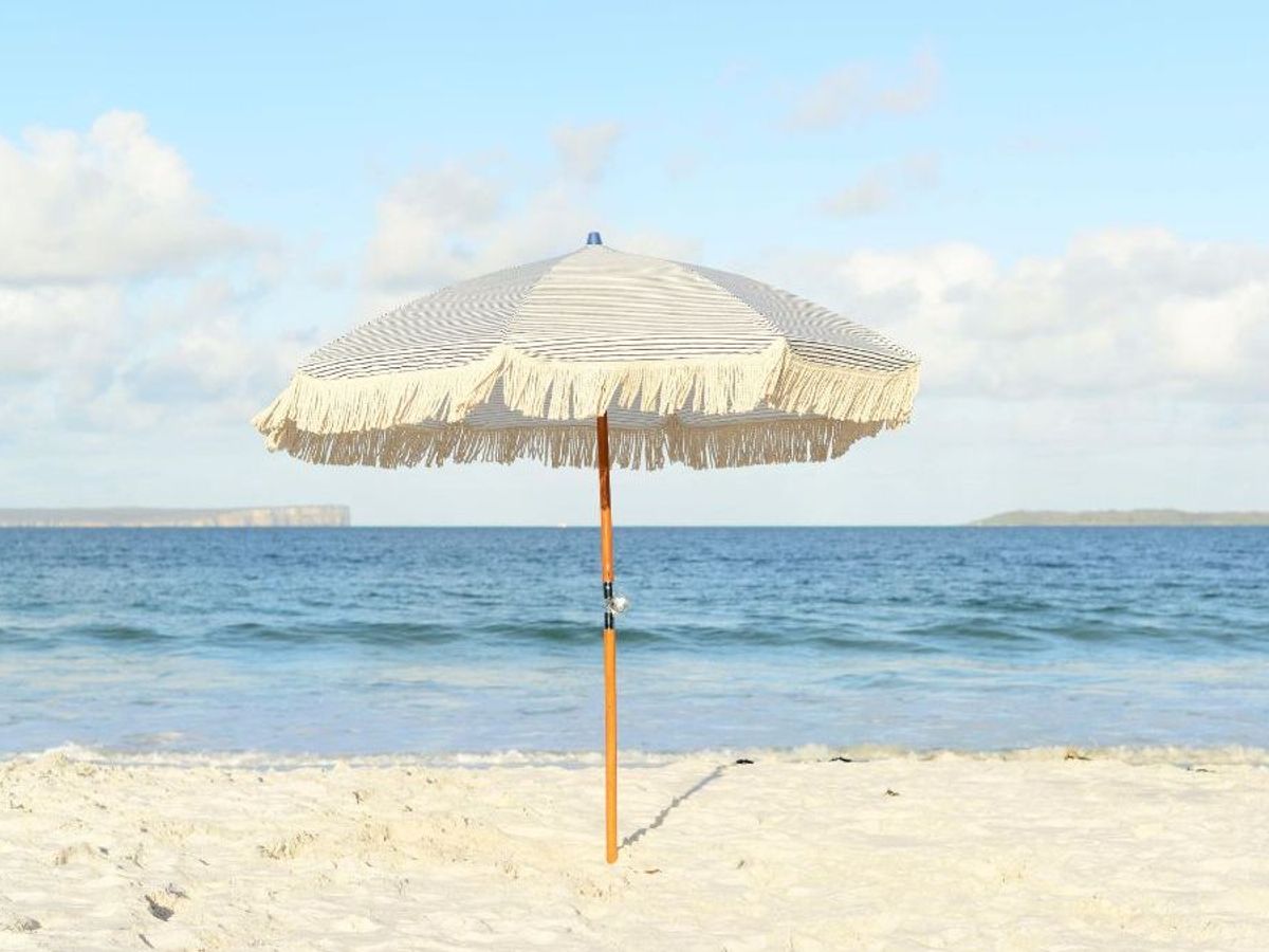 Estas son las 10 mejores sombrillas de playa para este verano