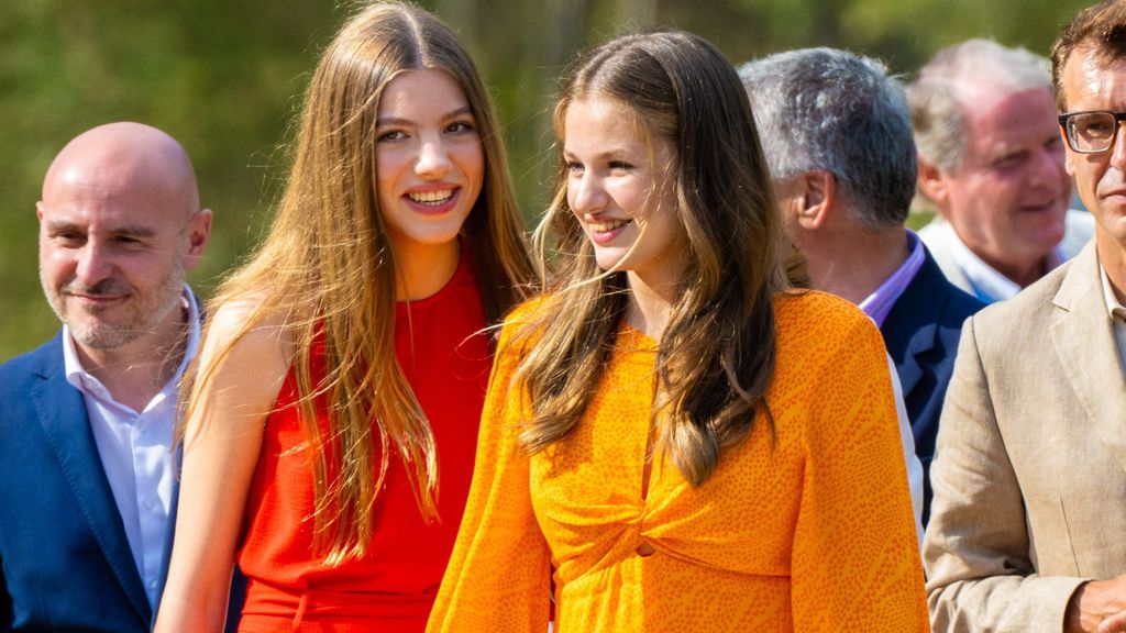 Leonor y Sofía, durante la jornada inaugural de los Premios Princesa de Girona