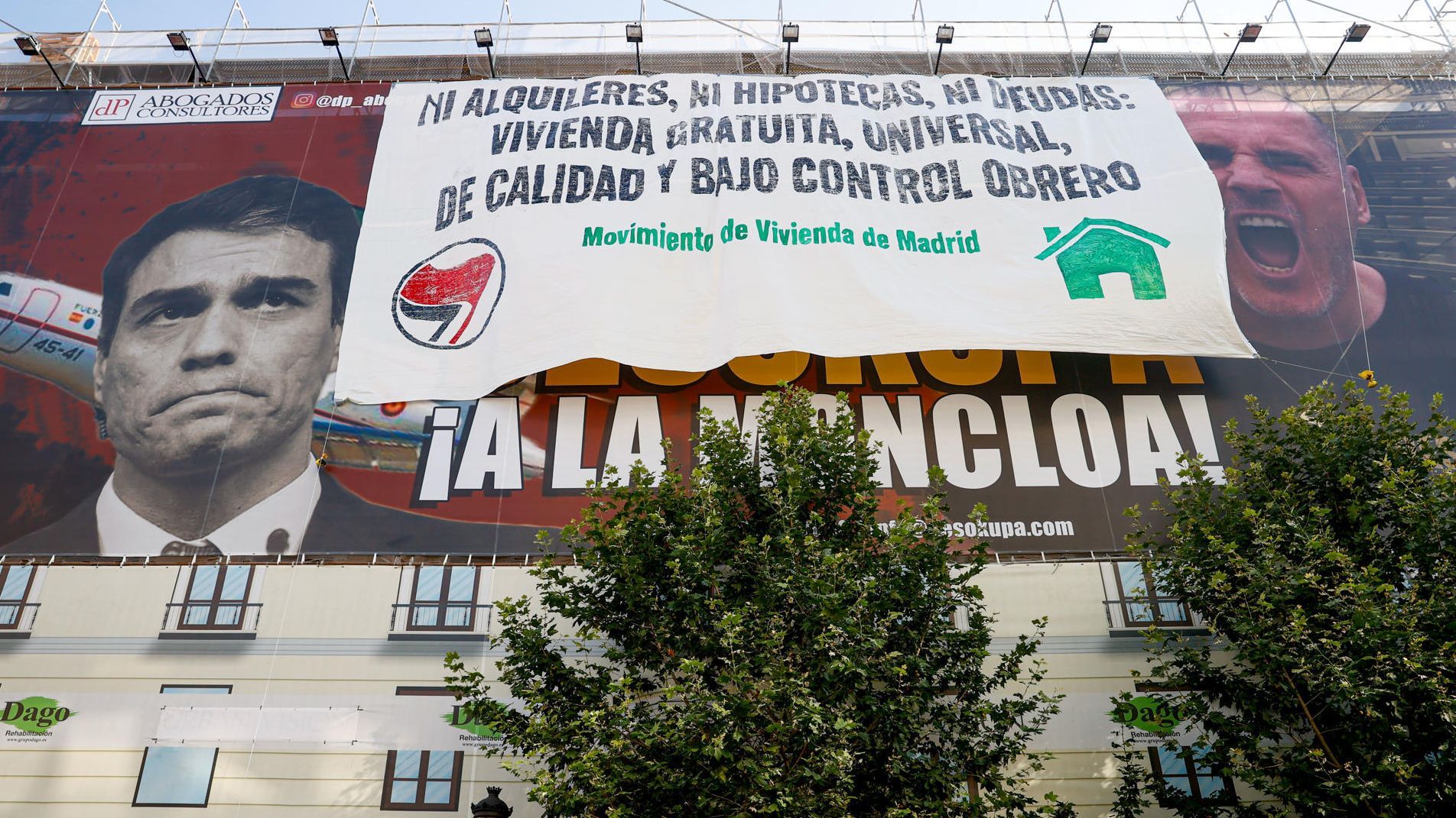 El primer encierro de San Fermín 2023 con toros de La Palmosilla, limpio y con una manada muy estirada