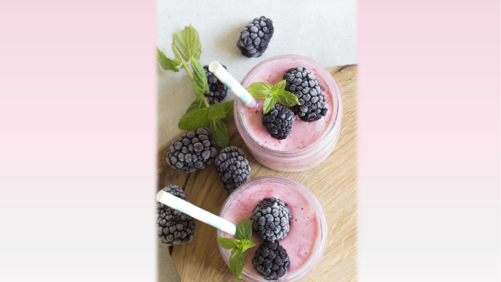 Prepara ricos smothies con frutas y verduras de temporada
