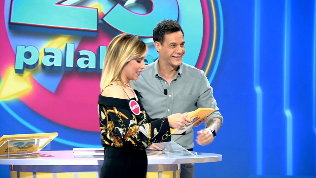 Gisela se hace un lío en su estreno en ’25 palabras’: “Perdonad que es la primera”