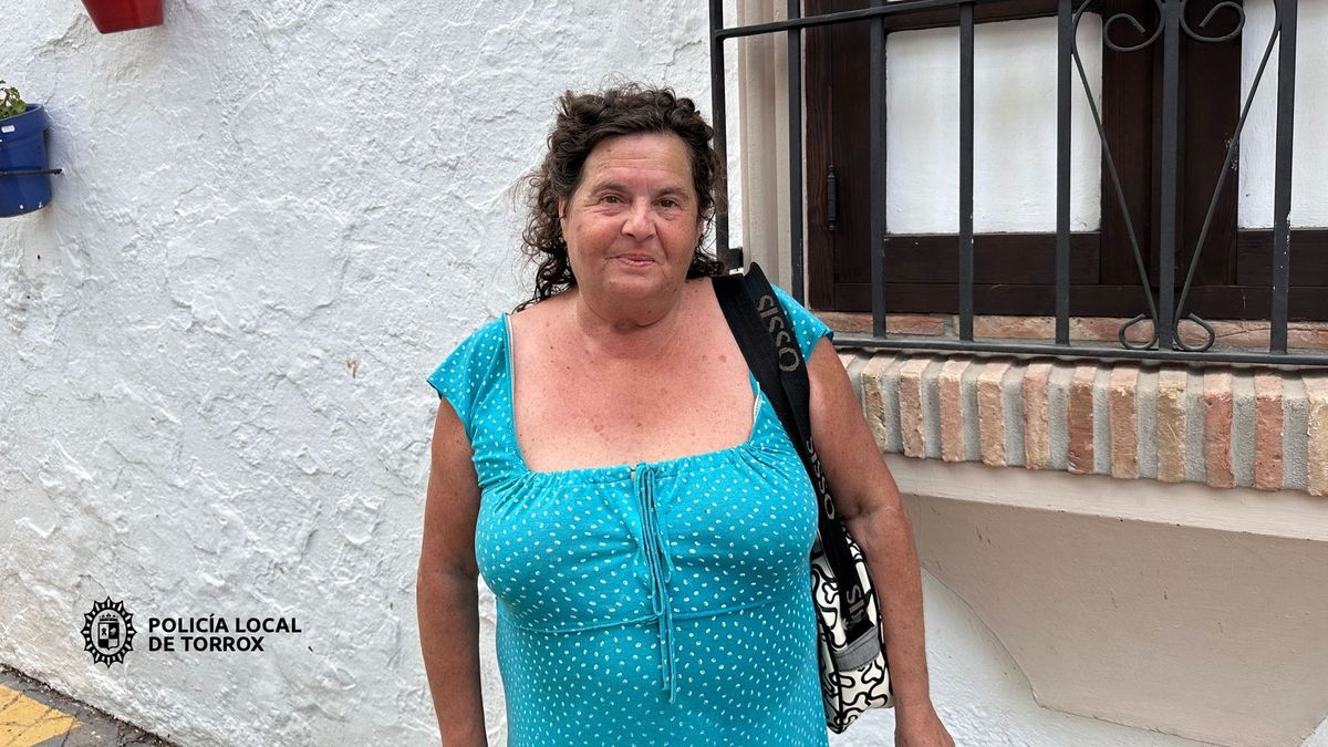 María Josefa Atencia, una de las vecinas que encontró la bolsa con el dinero