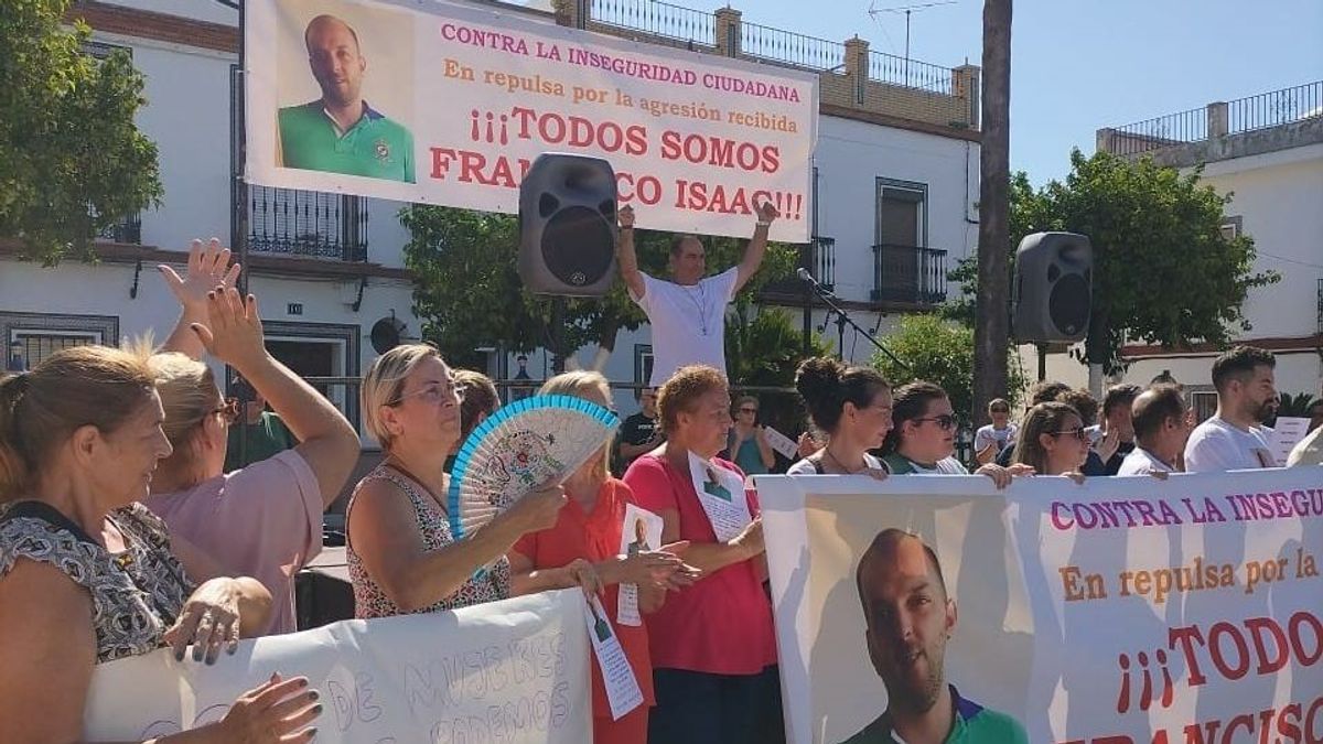 Movilización en Sevilla en repulsa a la agresión en una discoteca que ha dejado en coma a un hombre