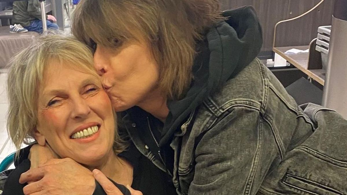 Chrissie Hynde y Lucinda Williams, dos rockeras de 70 en plena forma