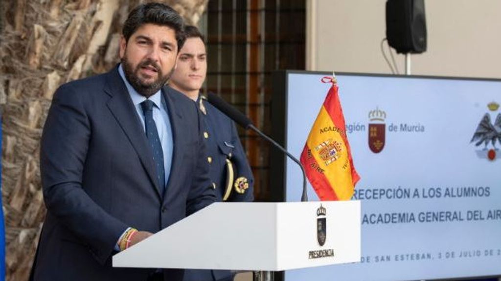 Vox tumba la posibilidad de Gobierno de Fernando López Miras en Murcia