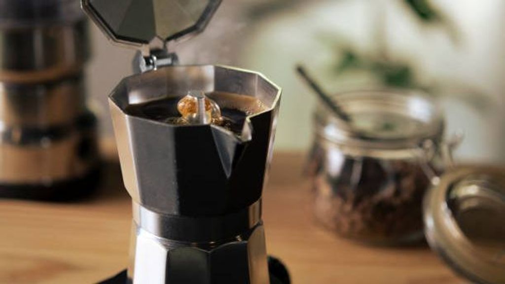 La cafetera italiana también se conoce como la cafetera moka