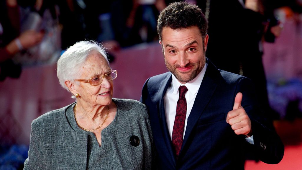 Daniel Guzmán en el Festival de Málaga de 2015 junto a su abuela