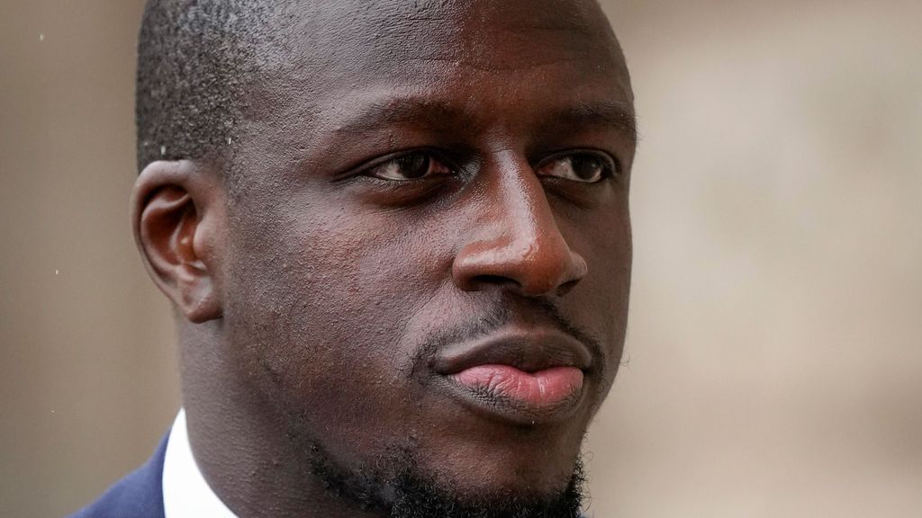 El futbolista francés Benjamin Mendy, absuelto de todos los cargos que se le imputaban