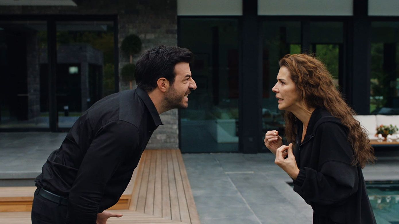 Ver Capítulo 11 x Temporada 1 completo - La traición