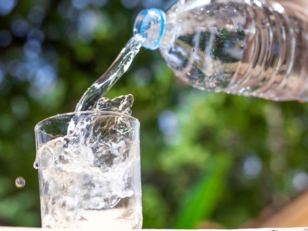 Tiene algún sentido beber agua embotellada?, El Comidista, Gastronomía