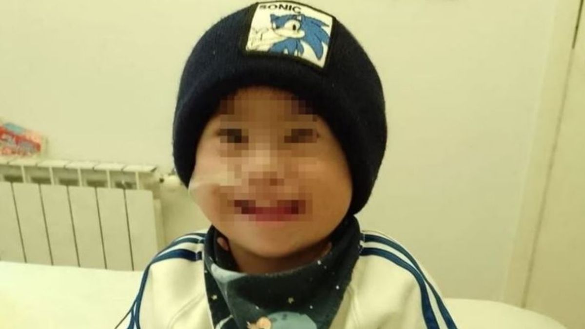 Noha, un niño de dos años con cáncer que murió a bordo de un avión