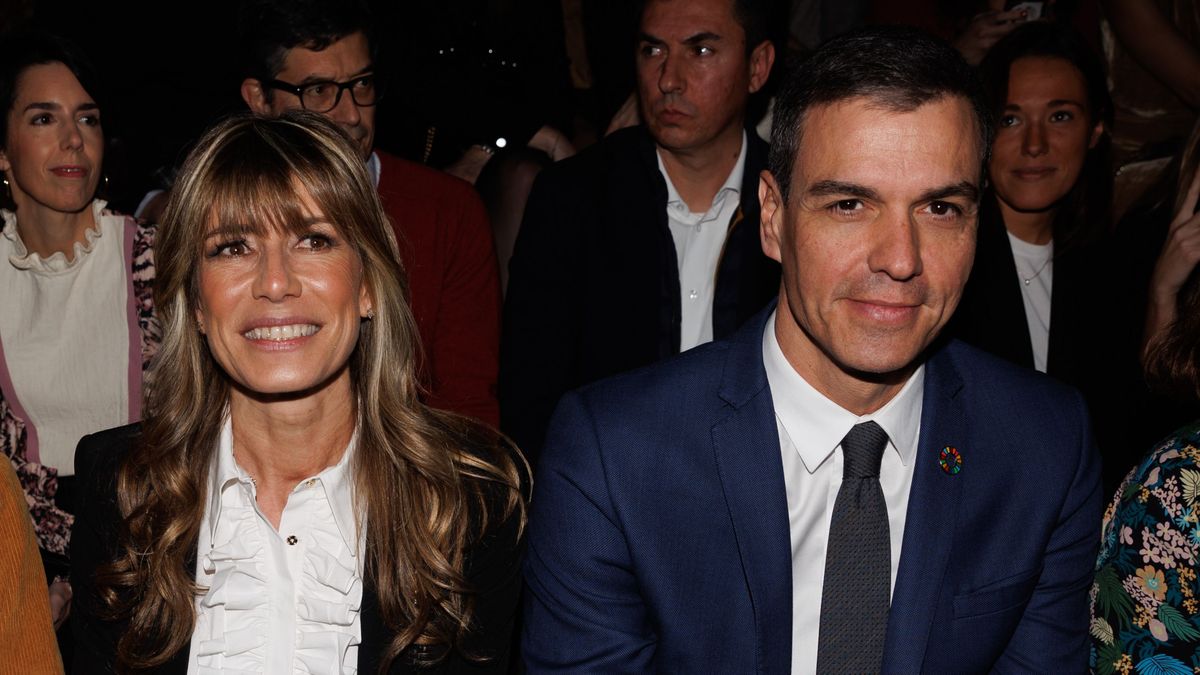 Begoña Gómez junto a Pedro Sánchez en la Fashion Week