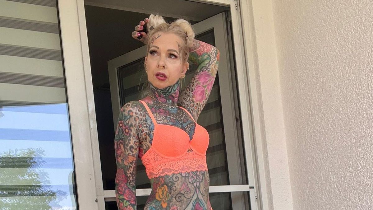 Kerstin, la mujer tatuada en todo el cuerpo