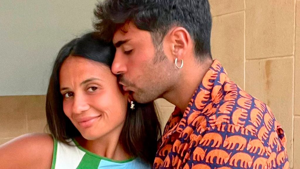 Lara Tronti enseña su tripa de embarazada tras anunciar su maternidad con Hugo Pérez